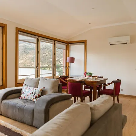 Olhares Do Douro Torre De Moncorvo